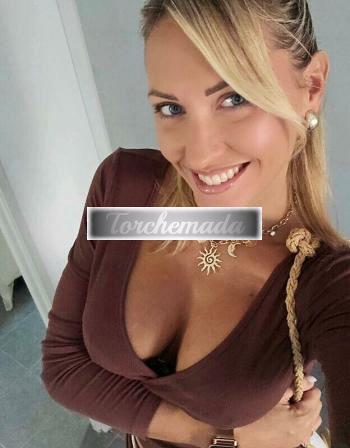 Girl Bellissima Femmina  Bologna