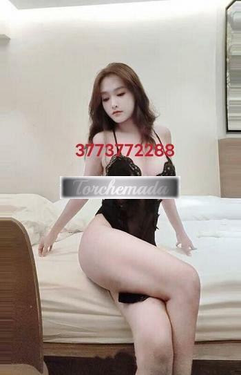 Girl Vittoria  Torino