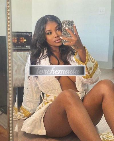 Girl Bellissima Amabile  Pavia