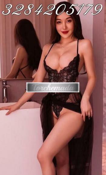 Girl Calda Attrice  Piacenza