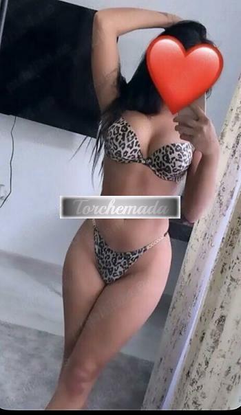 Girl Felina Femmina  Bergamo