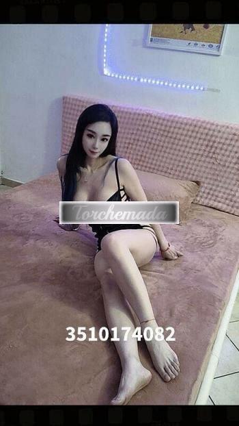 Girl Lingua di Fuoco  Lecco